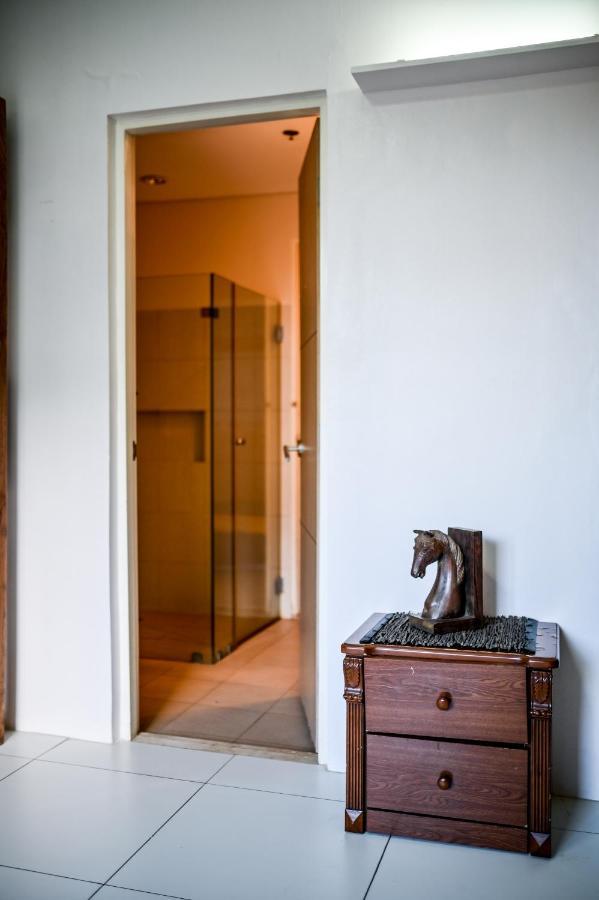 Pico De Loro Hamilo Coast By Homes Apartment